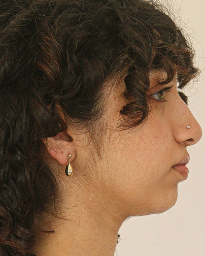 Kivi 05: 13mm Droplet Stud (Jari)