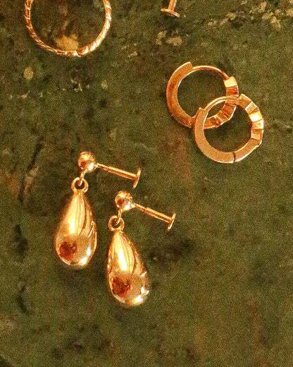 Kivi 05: 13mm Droplet Stud (Jari)