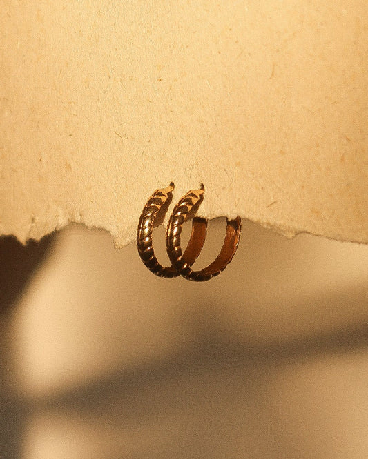 Kivi 03: 15mm Braided Hoop (Jada)