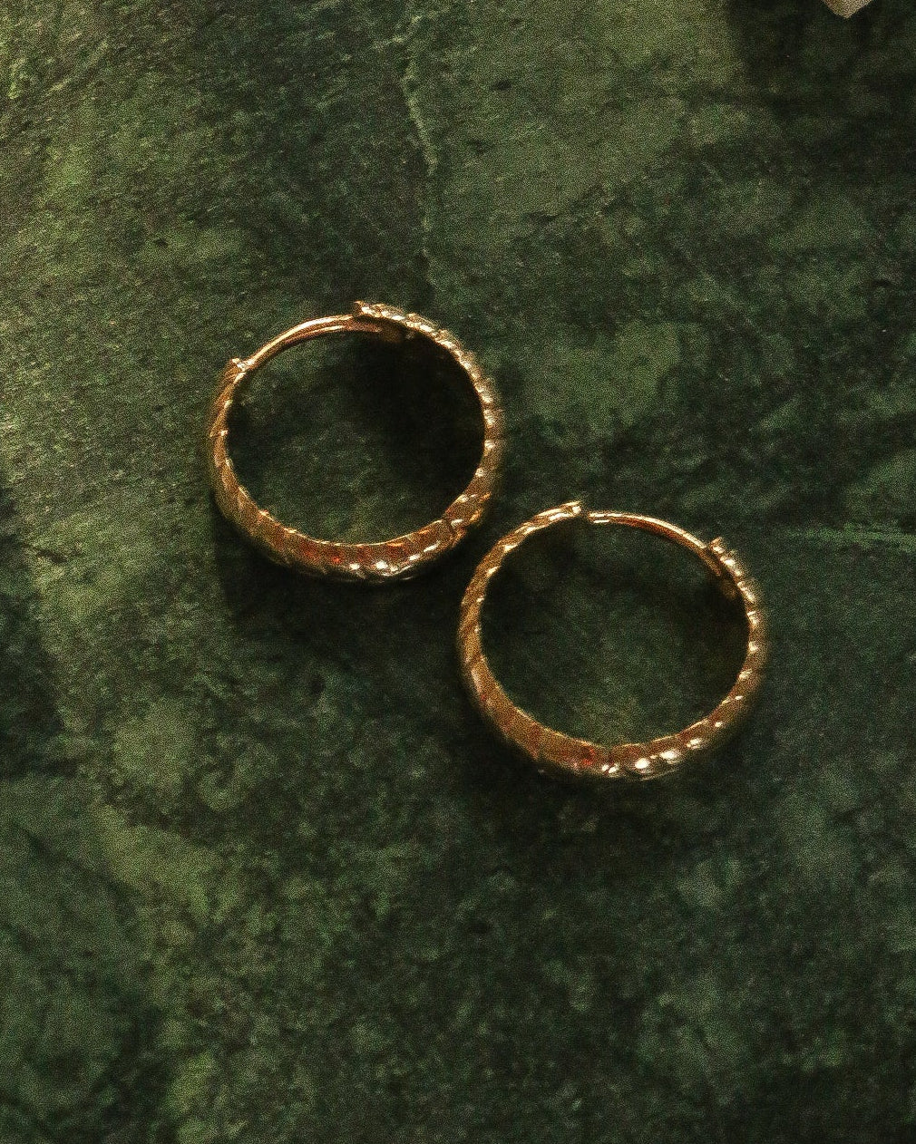 Kivi 03: 15mm Braided Hoop (Jada)