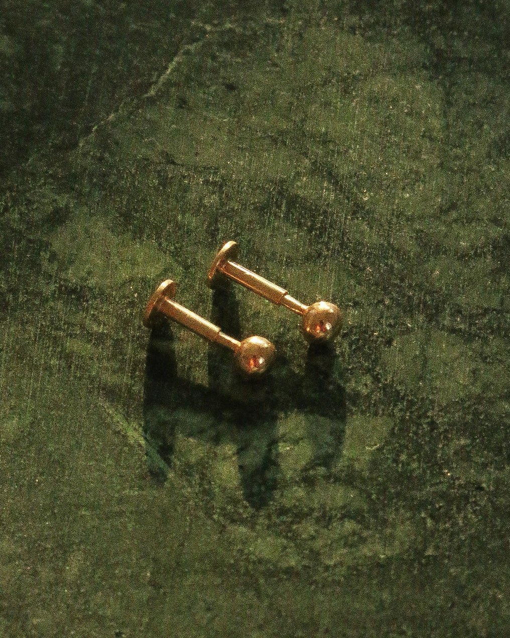 9kt gold sphere studs - 3mm