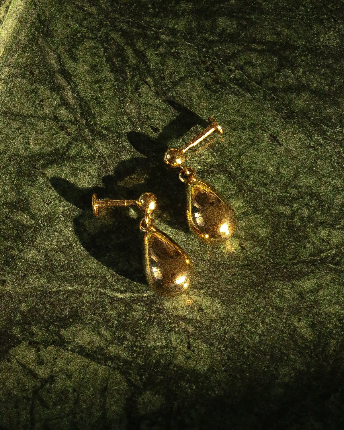 Kivi 05: 13mm Droplet Stud (Jari)